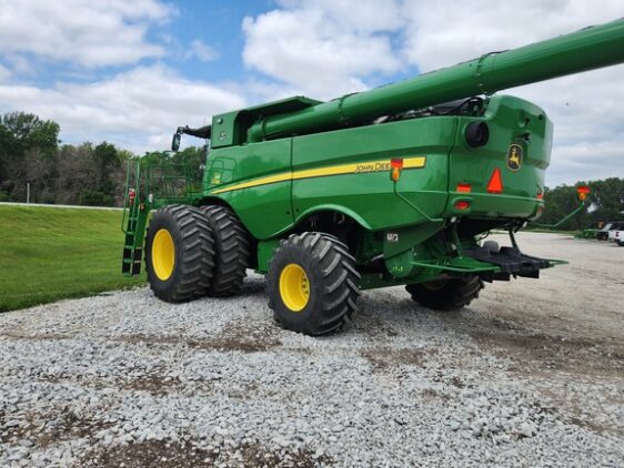 2022 John Deere S790 - Image 2