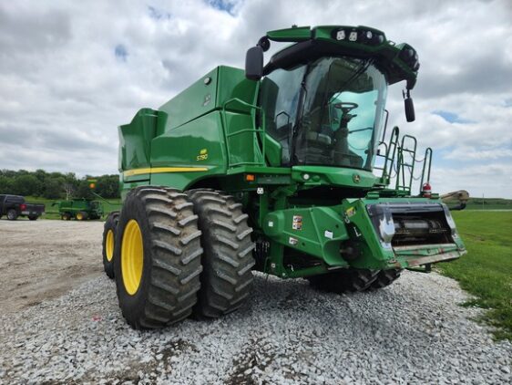 2022 John Deere S790