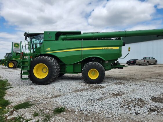 2022 John Deere S790 - Image 4