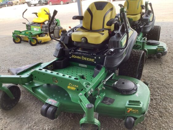 2019 John Deere Z970R - Image 3