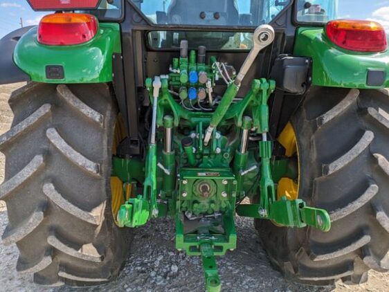 2017 John Deere 5075M - Image 16