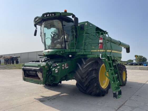 2020 John Deere S780