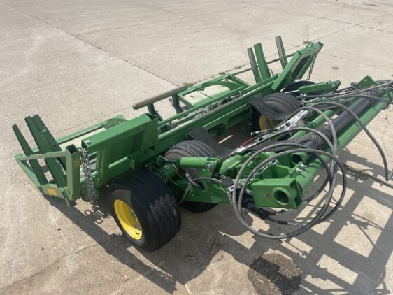 2018 John Deere A520R - Image 5