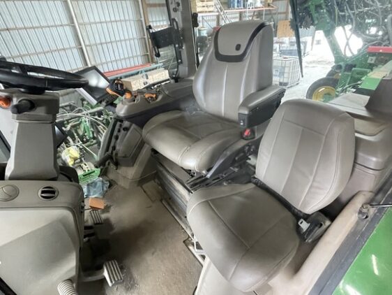 2023 John Deere 8R 370 - Image 19