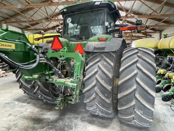 2023 John Deere 8R 370 - Image 4