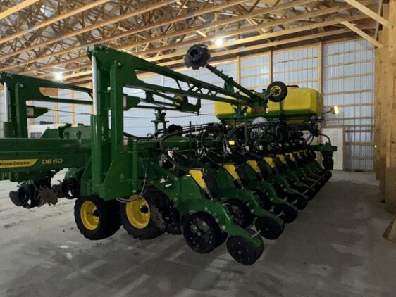 2025 John Deere DB60 - Image 9