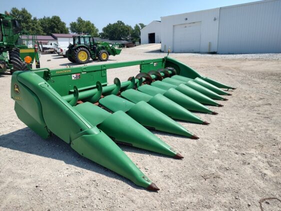 2014 John Deere 608C