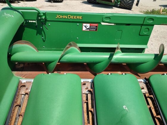 2014 John Deere 608C - Image 11