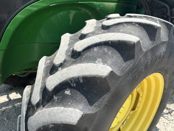 2012 John Deere 7230R - Image 20