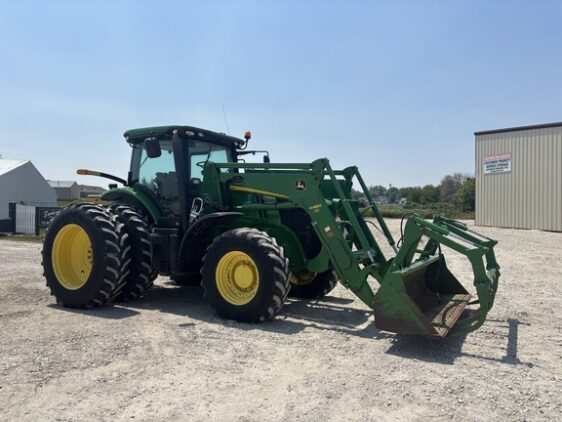 2012 John Deere 7230R - Image 3