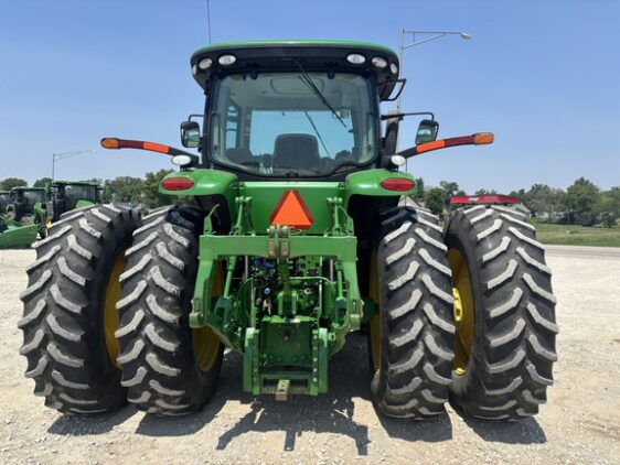 2012 John Deere 7230R - Image 6