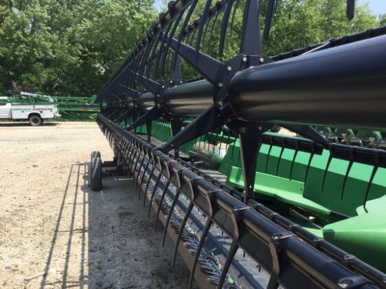 2013 John Deere 635FD - Image 19