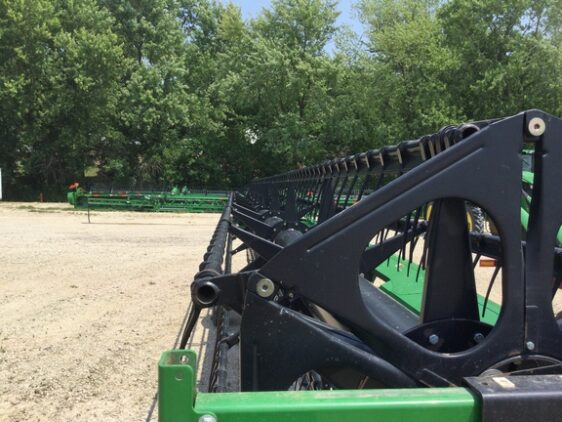 2013 John Deere 635FD - Image 35