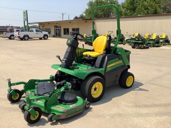2021 John Deere 1570 - Image 2