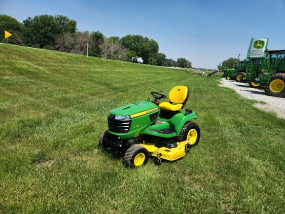 2021 John Deere X730 - Image 4