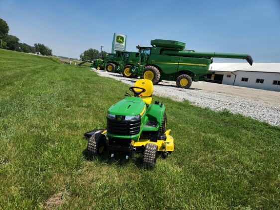 2021 John Deere X730