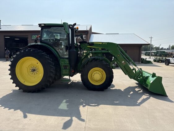2024 John Deere 6R 215 - Image 14