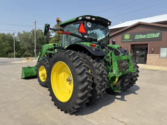 2024 John Deere 6R 215 - Image 8