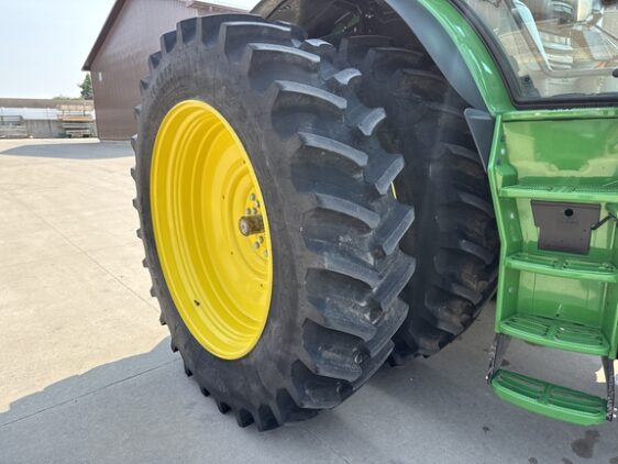 2024 John Deere 6R 215 - Image 46