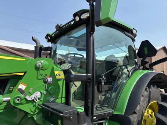 2024 John Deere 6R 215 - Image 31
