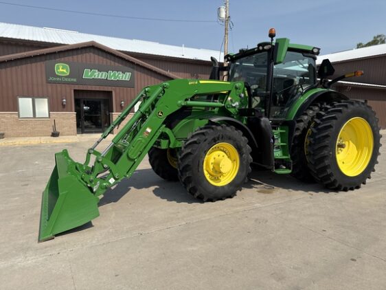 2024 John Deere 6R 215 - Image 2