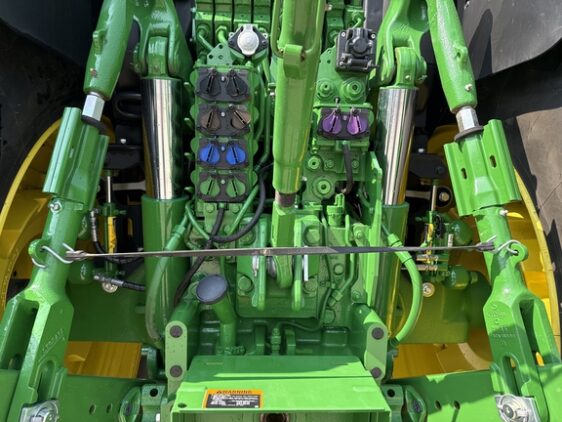 2024 John Deere 6R 215 - Image 33