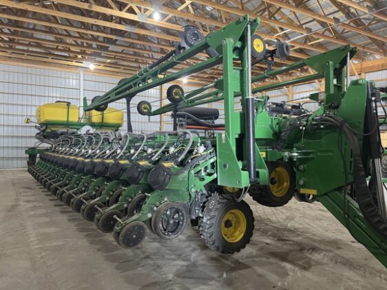 2025 John Deere DB90