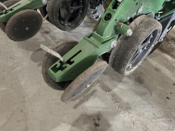 2025 John Deere DB90 - Image 29