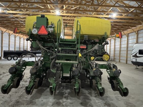 2025 John Deere DB90 - Image 4