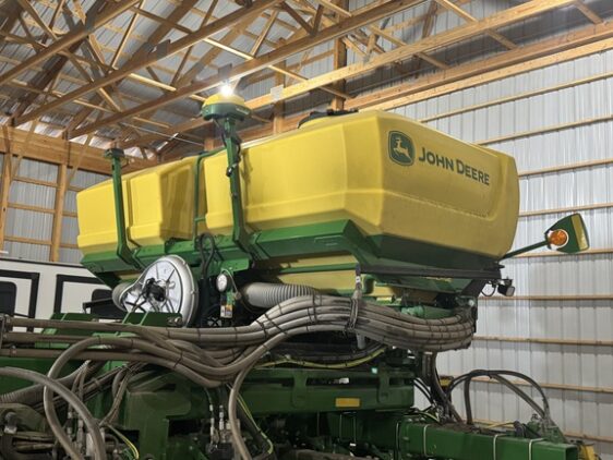 2025 John Deere DB90 - Image 3