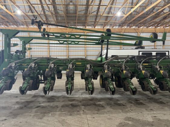 2025 John Deere DB90 - Image 12