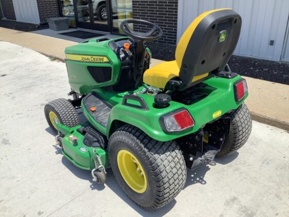 2024 John Deere X730 - Image 4