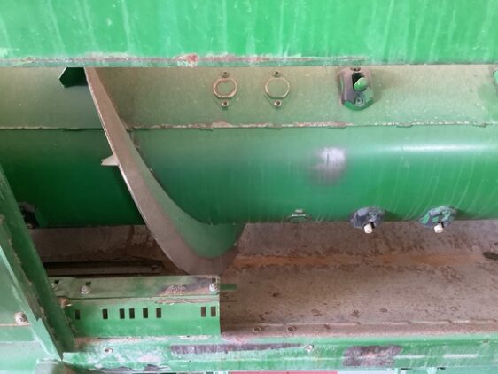 2017 John Deere 630F - Image 20