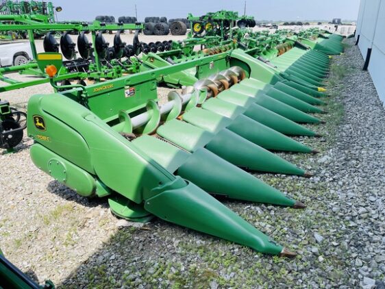 2019 John Deere 708C