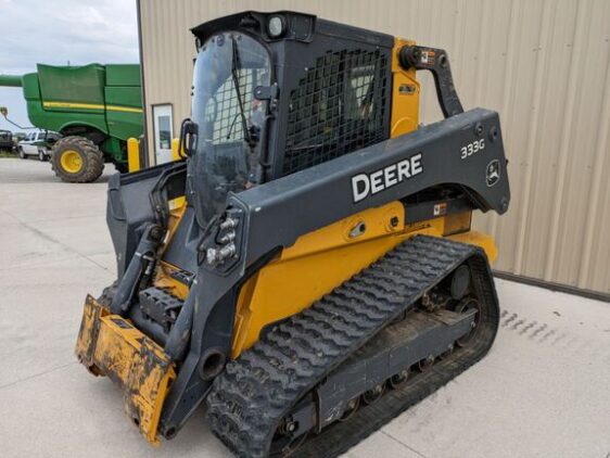 2018 John Deere 333G
