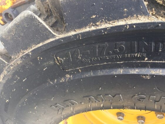 2020 John Deere 332G - Image 21