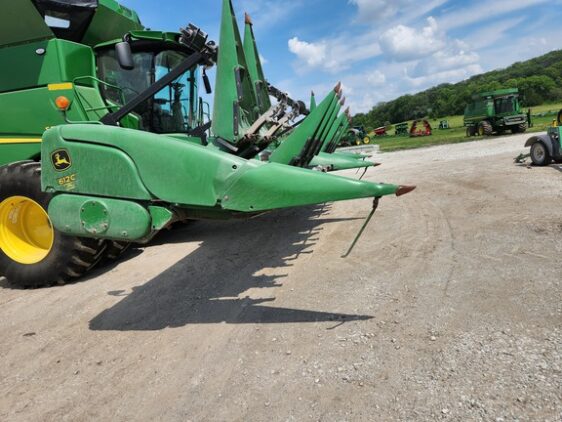 2012 John Deere 612C - Image 4