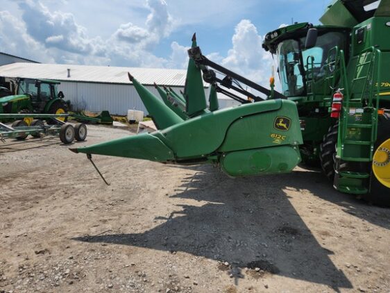 2012 John Deere 612C - Image 23