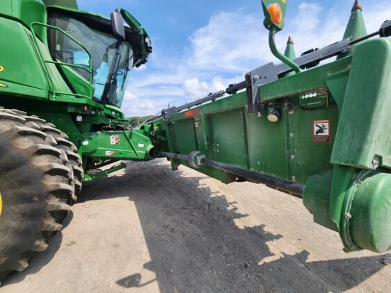 2012 John Deere 612C - Image 32