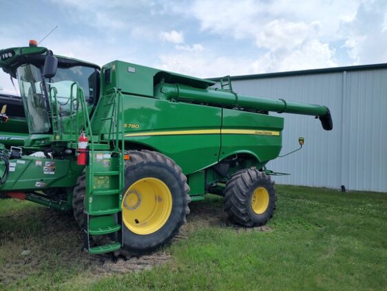 2020 John Deere S780
