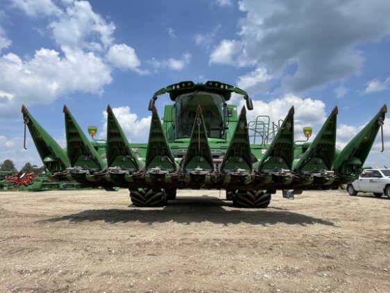 2018 John Deere 708C - Image 4