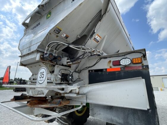 2021 John Deere F4365 - Image 7