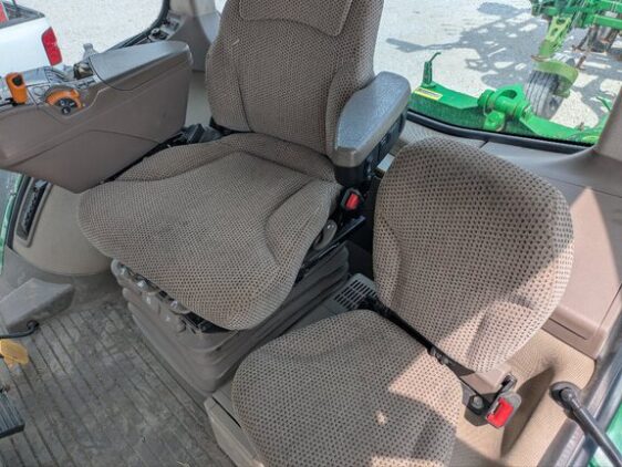 2020 John Deere 8320R - Image 25