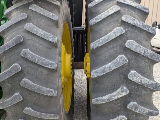 2020 John Deere 8320R - Image 20