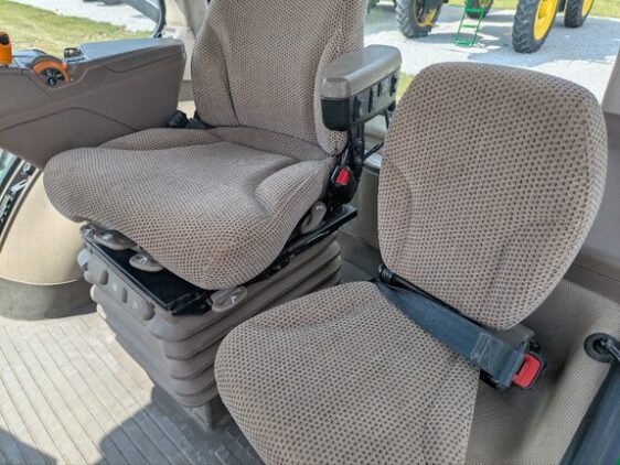 2020 John Deere 8320R - Image 41