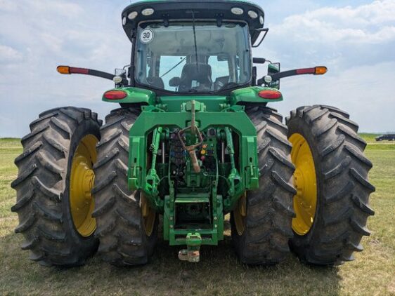 2020 John Deere 8320R - Image 6