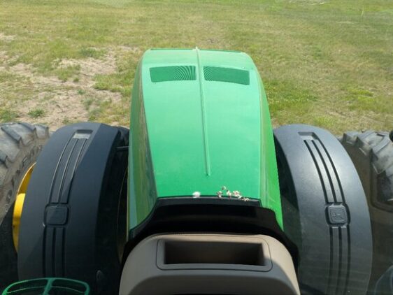 2020 John Deere 8320R - Image 8