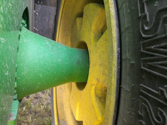 2020 John Deere 9520R - Image 15