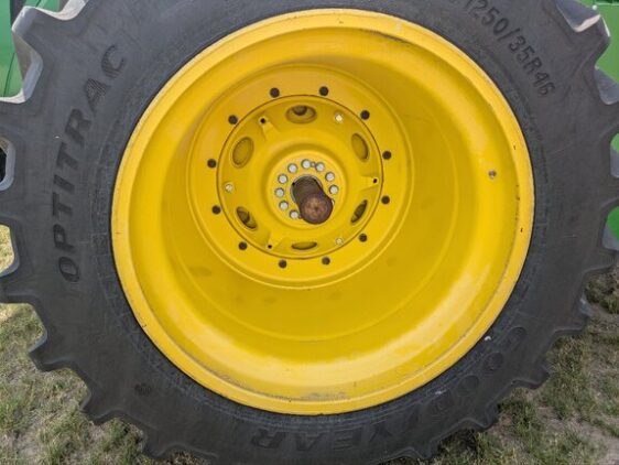 2020 John Deere 9520R - Image 10