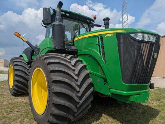 2020 John Deere 9520R - Image 3
